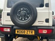 Suzuki Jimny SZ4 17