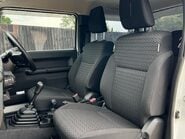 Suzuki Jimny SZ4 3