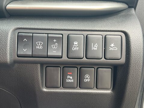 Mitsubishi Eclipse Cross EXCEED 32