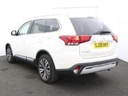 Mitsubishi Outlander EXCEED 2