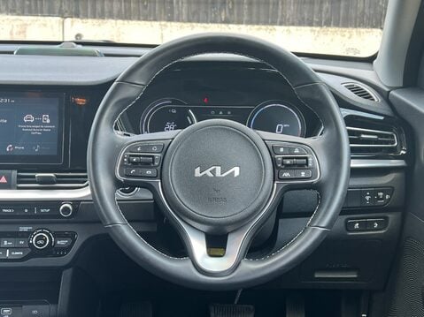 Kia Niro 2 33