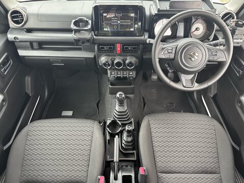 Suzuki Jimny SZ5 10