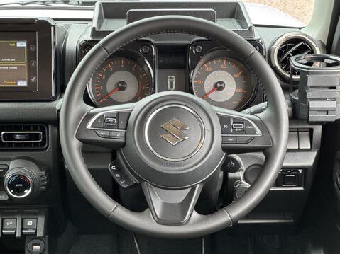 Suzuki Jimny SZ5 29