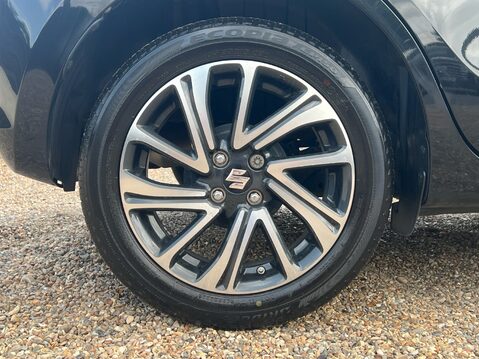 Suzuki Swift SZ-L DUALJET MHEV 4