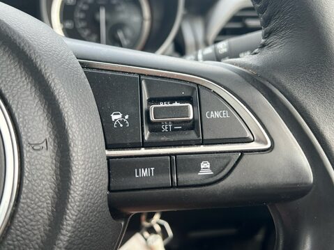 Suzuki Swift SZ-L DUALJET MHEV 29
