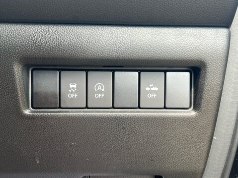 Suzuki Swift SZ-L DUALJET MHEV 30
