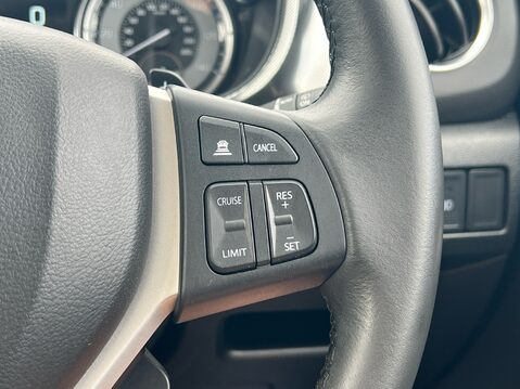 Suzuki Vitara SZ5 ALLGRIP 32