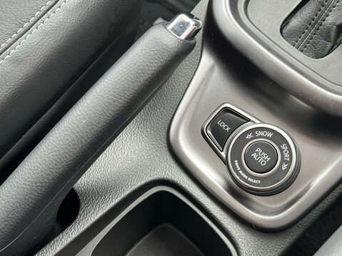 Suzuki Vitara SZ5 ALLGRIP 28