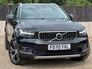 Volvo XC40 B4 INSCRIPTION PRO MHEV 1