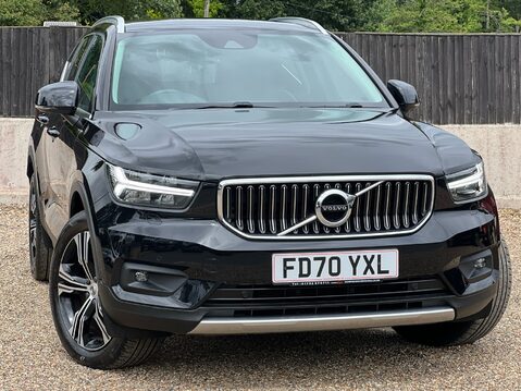Volvo XC40 B4 INSCRIPTION PRO MHEV 1