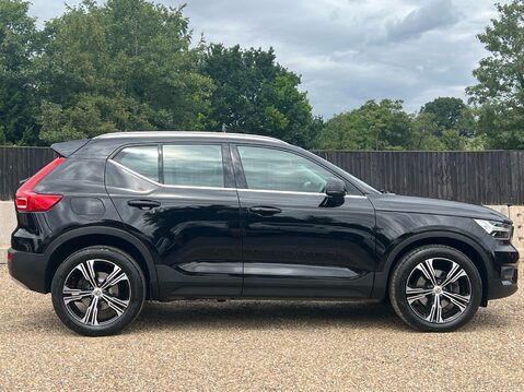 Volvo XC40 B4 INSCRIPTION PRO MHEV 5