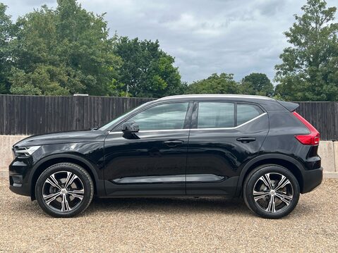 Volvo XC40 B4 INSCRIPTION PRO MHEV 6