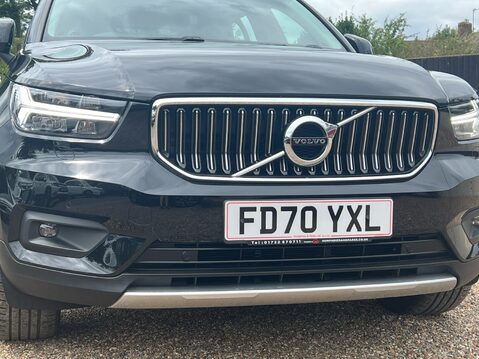 Volvo XC40 B4 INSCRIPTION PRO MHEV 16