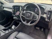 Volvo XC40 B4 INSCRIPTION PRO MHEV 31