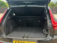 Volvo XC40 B4 INSCRIPTION PRO MHEV 33