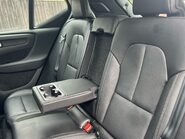 Volvo XC40 B4 INSCRIPTION PRO MHEV 34