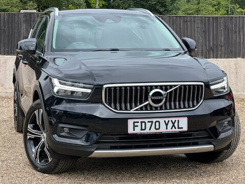 Volvo XC40 B4 INSCRIPTION PRO MHEV 1