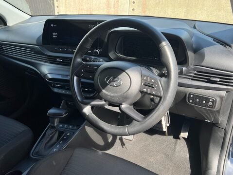 Hyundai i20 T-GDI PREMIUM MHEV 32