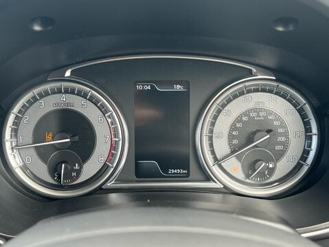 Suzuki Vitara SZ-T BOOSTERJET MHEV 23