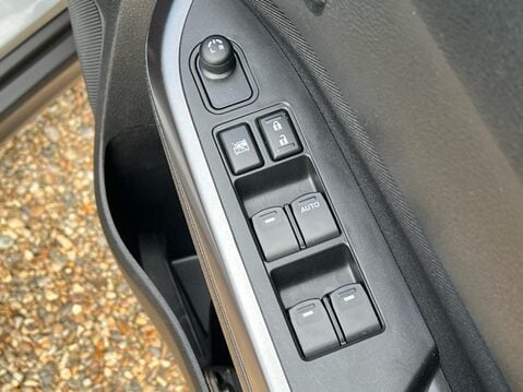 Suzuki Vitara SZ-T BOOSTERJET MHEV 40