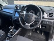 Suzuki Vitara SZ-T BOOSTERJET MHEV 18
