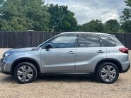 Suzuki Vitara SZ-T BOOSTERJET MHEV 3
