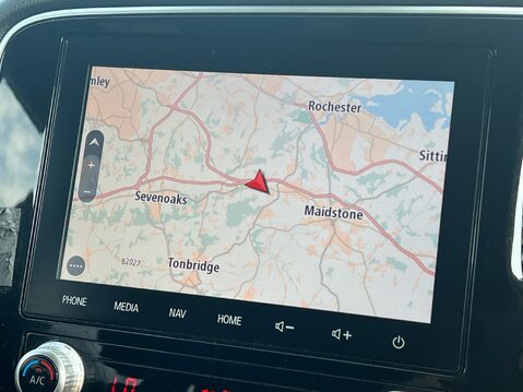 Mitsubishi Outlander PHEV EXCEED SAFETY 22