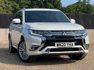 Mitsubishi Outlander PHEV EXCEED SAFETY 1