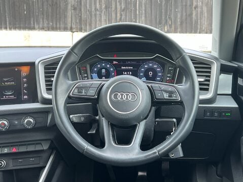 Audi A1 SPORTBACK TFSI SPORT 32