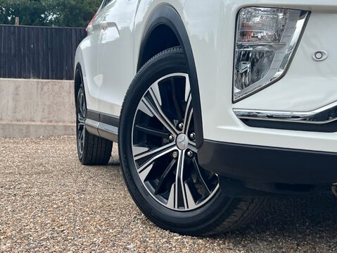 Mitsubishi Eclipse Cross EXCEED 13