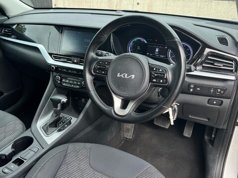 Kia Niro 2 32