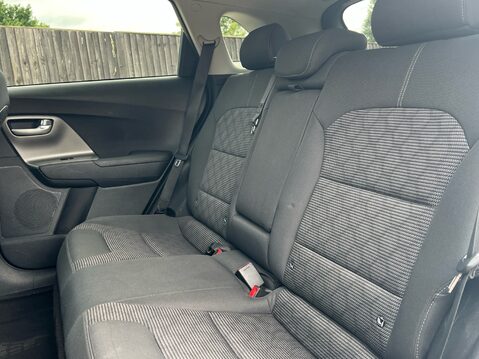 Kia Niro 2 9