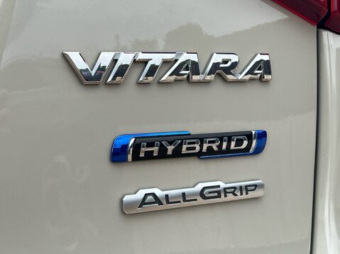 Suzuki Vitara SZ5 ALLGRIP MHEV 36