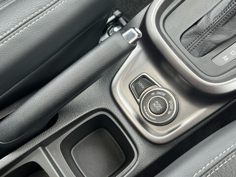Suzuki Vitara SZ5 ALLGRIP MHEV 27