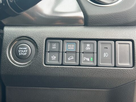 Suzuki Vitara SZ5 ALLGRIP MHEV 33