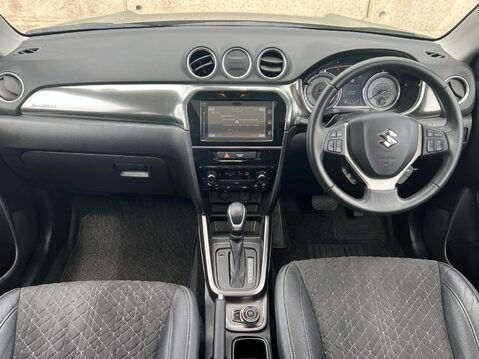 Suzuki Vitara SZ5 ALLGRIP MHEV 10