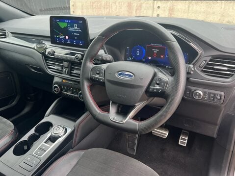 Ford Kuga ST-LINE X EDITION 6