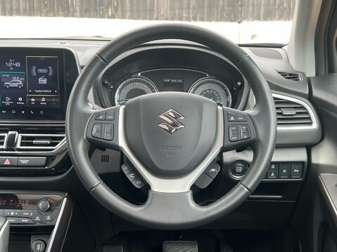 Suzuki S-Cross ULTRA BOOSTERJET ALLGRIP MHEV 32