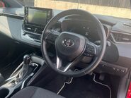 Toyota Corolla DESIGN 33