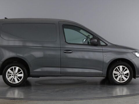 Volkswagen Caddy C20 TSI COMMERCE PRO 6