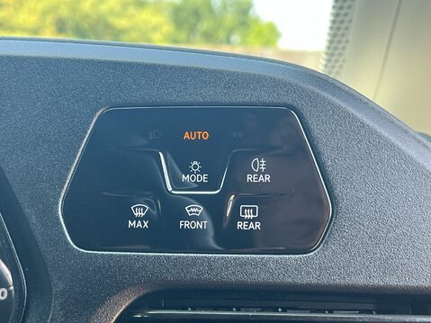 Volkswagen Caddy C20 TSI COMMERCE PRO 32