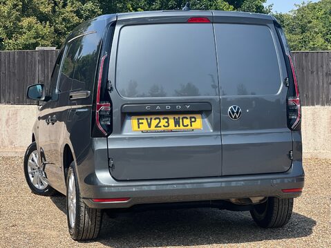 Volkswagen Caddy C20 TSI COMMERCE PRO 2