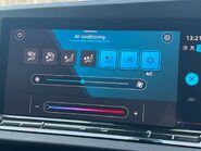 Volkswagen Caddy C20 TSI COMMERCE PRO 24