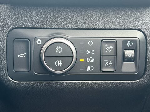 Ford Kuga ST-LINE X EDITION ECOBLUE 31