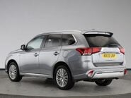 Mitsubishi Outlander PHEV DESIGN 2