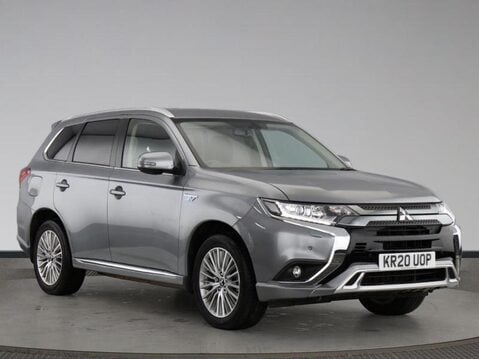 Mitsubishi Outlander PHEV DESIGN 1
