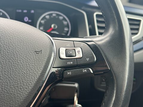 Volkswagen Polo UNITED TSI 30