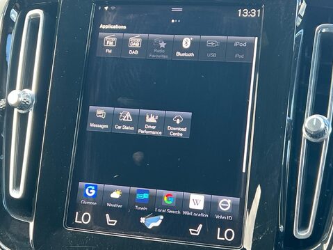 Volvo XC40 B4 R-DESIGN PRO MHEV 27