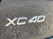 Volvo XC40 B4 R-DESIGN PRO MHEV 17