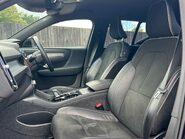 Volvo XC40 B4 R-DESIGN PRO MHEV 3